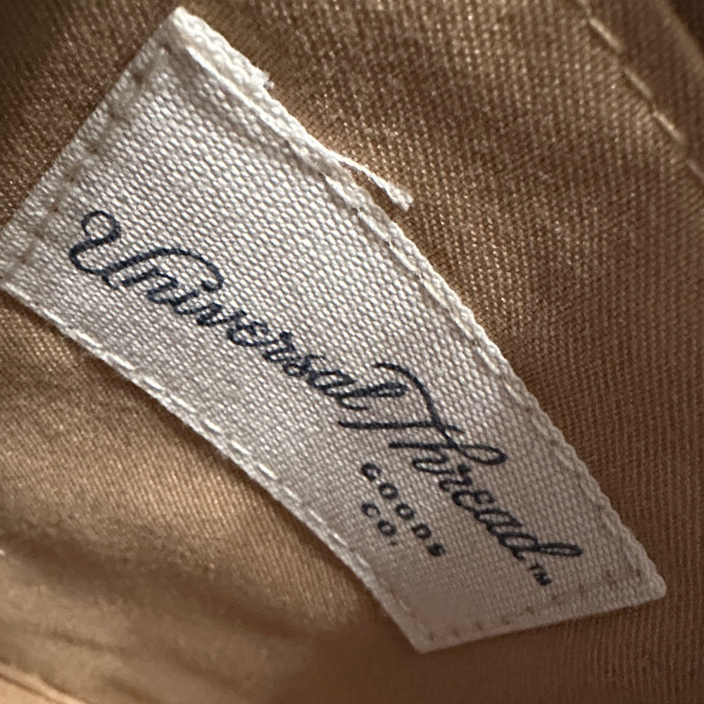 Universal Thread Beige Crossbody Bag - Picture 4 of 5